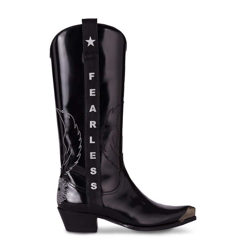 FEARLESS BOOTS
